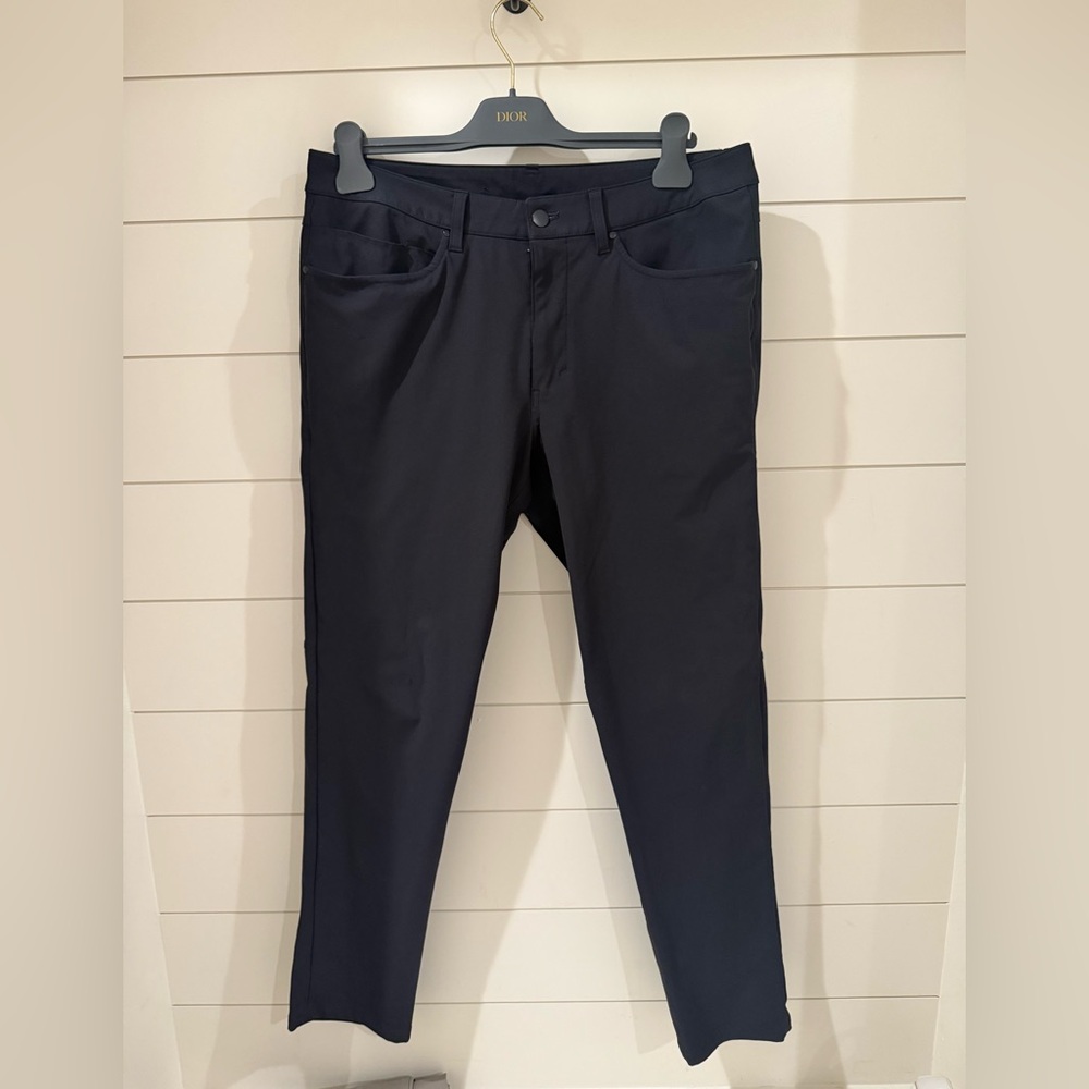 lululemon athletica Men's Black ABC Slim Pants